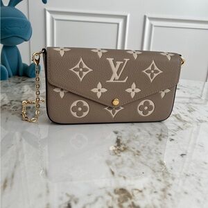 Louis Vuitton Felicie Pochette Shoulder Crossbody Bag